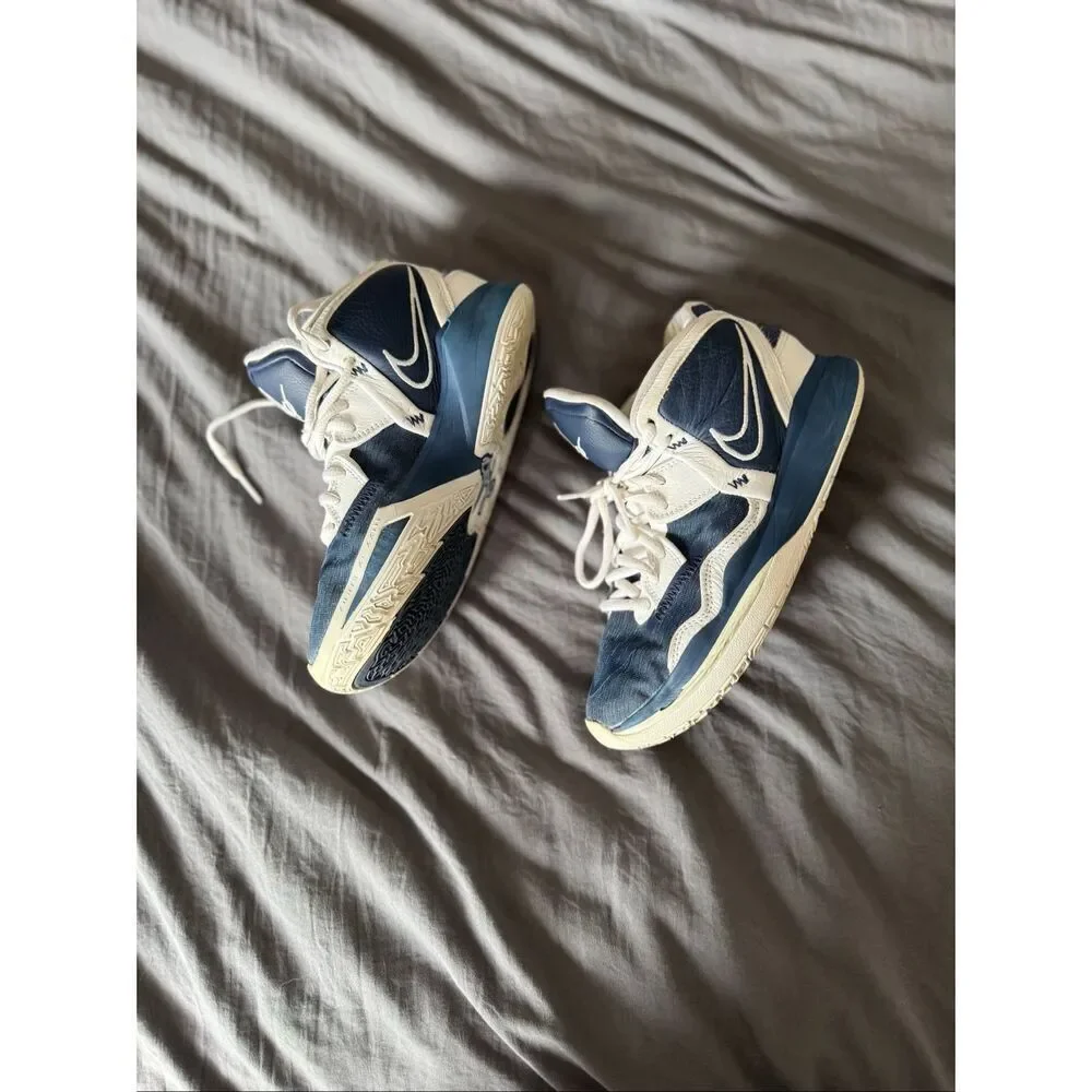 Nike Kyrie Infinity Boys Midnight Navy Blue Size 5.5